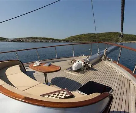 Tekne Voyatur Turizm Ve Yatcilik