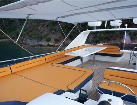 Voyatur Turizm Ve Yatcilik * Göcek